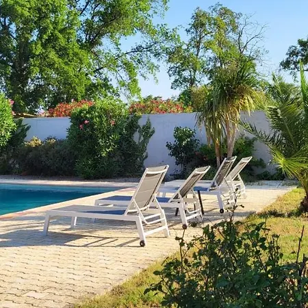 Domaine De L'aube Des Temps Dom wakacyjny