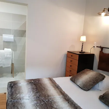Domaine De L'aube Des Temps Tatil Evi *